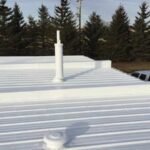 Comment prolonger la durée de vie de votre toiture grâce à un revêtement protecteur